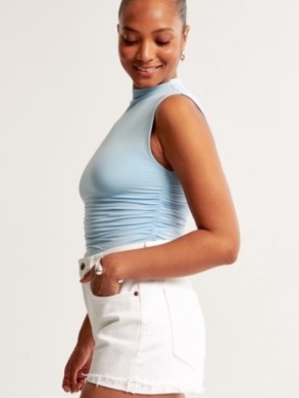 Abercrombie & Fitch The Mom Short High Rise Curve Love